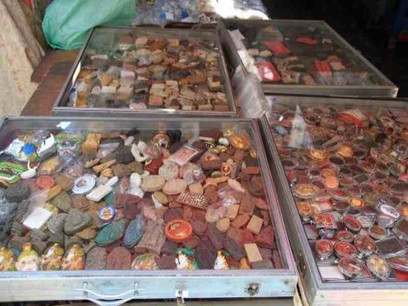 Amulettemarkt in Bangkok